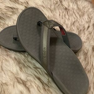 Women's Vionic Sandals